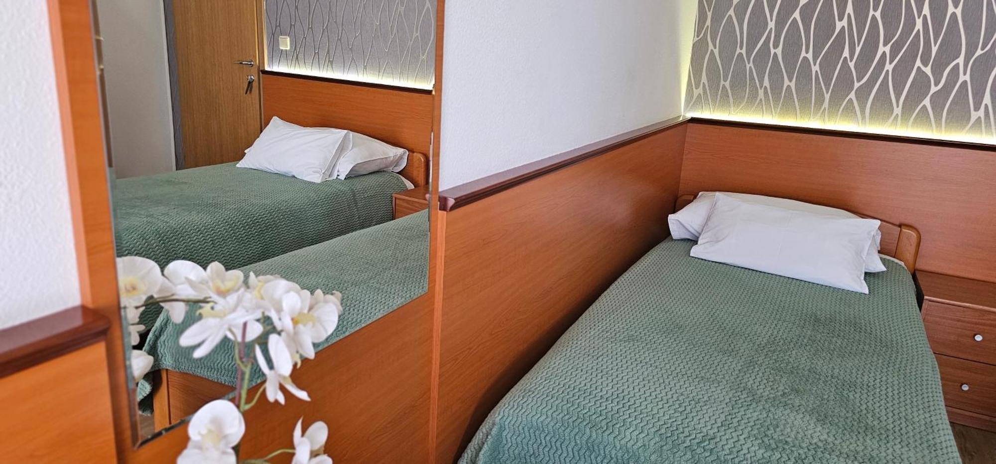 Sobe/Rooms Riva ซาดาร์ ภายนอก รูปภาพ