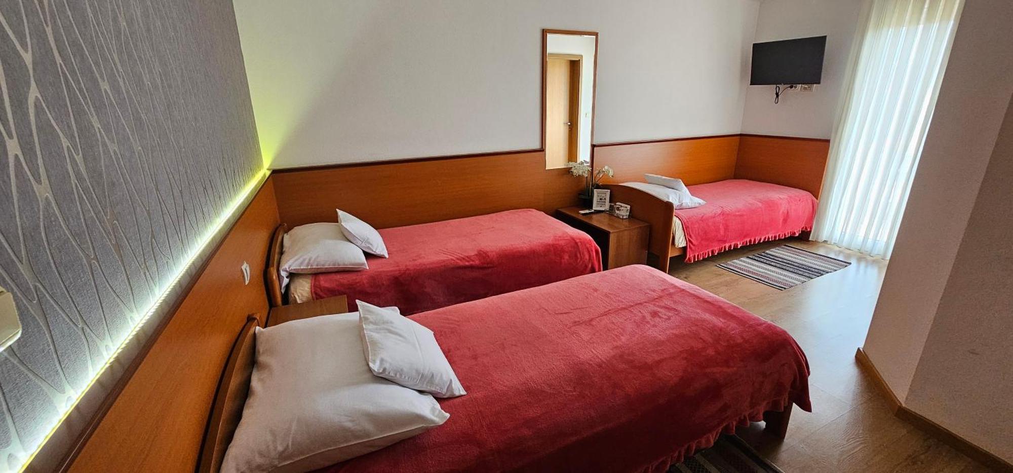 Sobe/Rooms Riva ซาดาร์ ภายนอก รูปภาพ